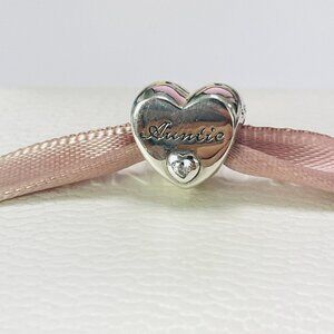 Pandora Auntie Heart Charm